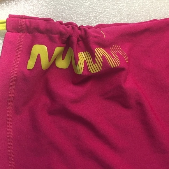 Reebok Zig Tech Fitted cutout Back Tank Top - Picture 9 of 12